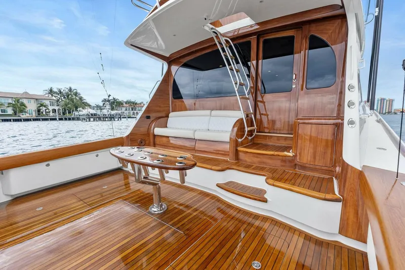 Slide: The Image of 2022 Viking 68 Enclosed Bridge- PIPE DREAM- Cockpit - 5922386