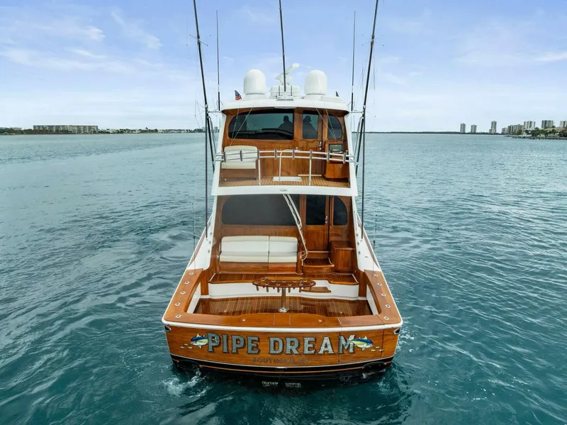 Slide: The Image of 2022 Viking 68 Enclosed Bridge- PIPE DREAM- Transom - 5922313