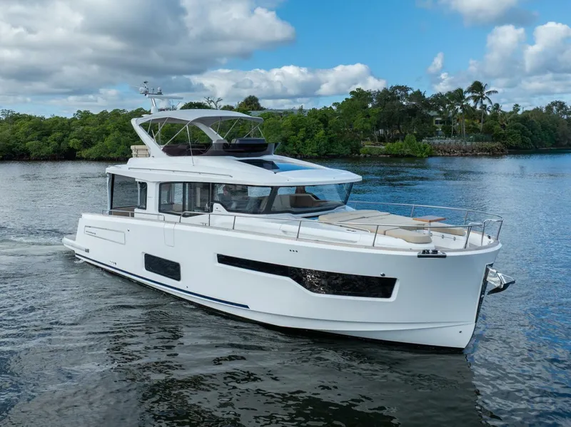 The Image of Nimbus 495 Flybridge 2026 - 5849922