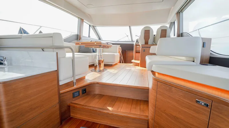 Slide: The Image of Princess F55 2022 - 5849999