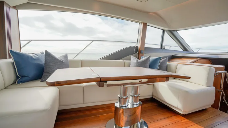 Slide: The Image of Princess F55 2022 - 5850002