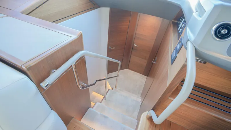 Slide: The Image of Princess F55 2022 - 5850009