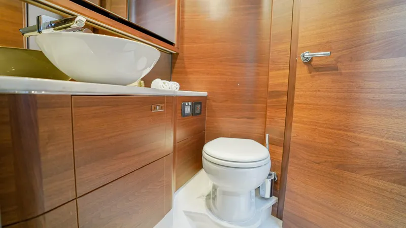 Slide: The Image of Princess F55 2022 - 5850025