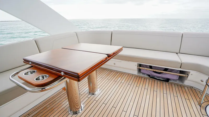 Slide: The Image of Princess F55 2022 - 5850030