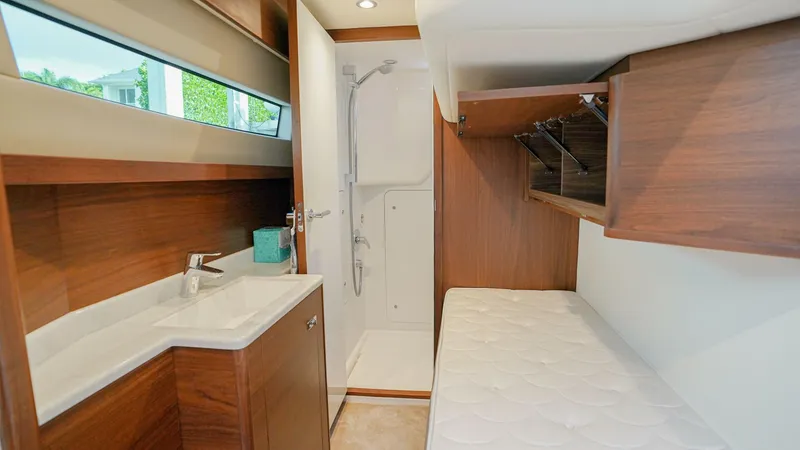 Slide: The Image of Princess F55 2022 - 5850043