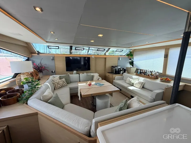 Slide: The Image of Aquila 54 Yacht 2022 - 6258077