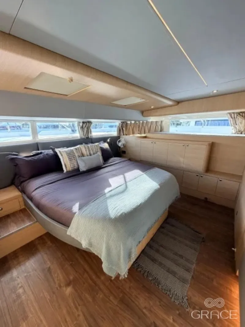 Slide: The Image of Aquila 54 Yacht 2022 - 6258080