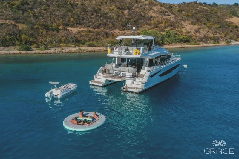 Slide: The Image of Aquila 54 Yacht 2022 - 6258100