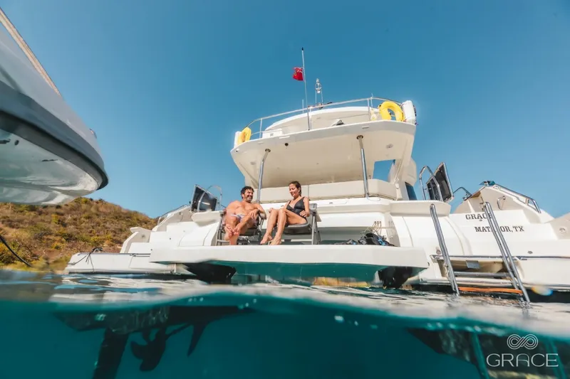 Slide: The Image of Aquila 54 Yacht 2022 - 6258110
