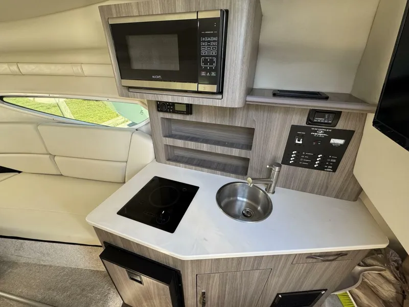 Slide: The Image of Regal 26 XO 2021 - 5850129