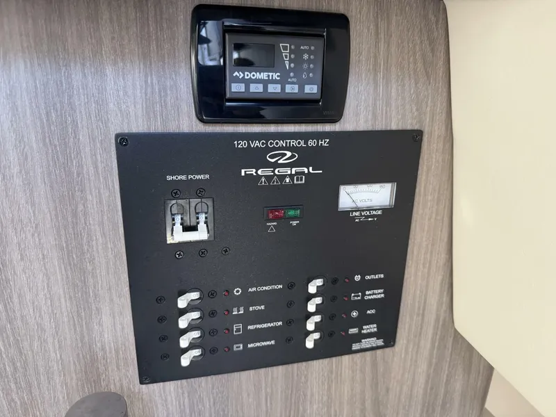 Slide: The Image of Regal 26 XO 2021 - 5850135