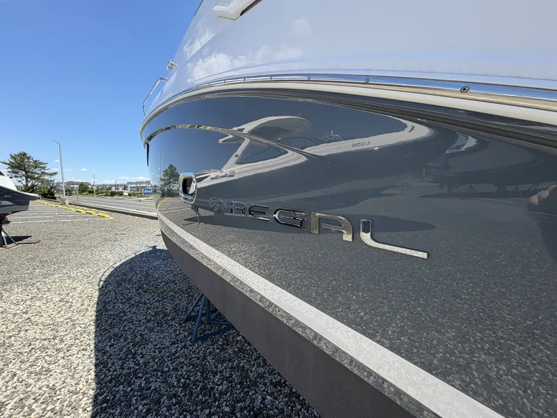Slide: The Image of Regal 26 XO 2021 - 6508504
