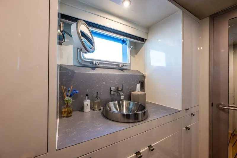 Slide: The Image of Cheoy Lee 92 1988 - 5850243