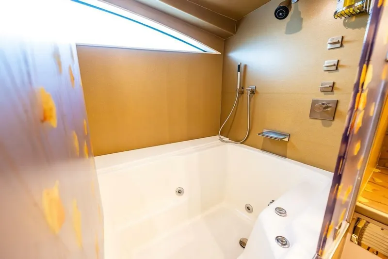 Slide: The Image of Cheoy Lee 92 1988 - 5850250