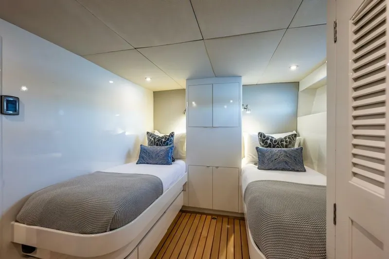 Slide: The Image of Cheoy Lee 92 1988 - 5850256