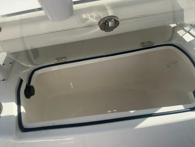 Slide: The Image of Bayliner Trophy T24CC 2024 - 5851100