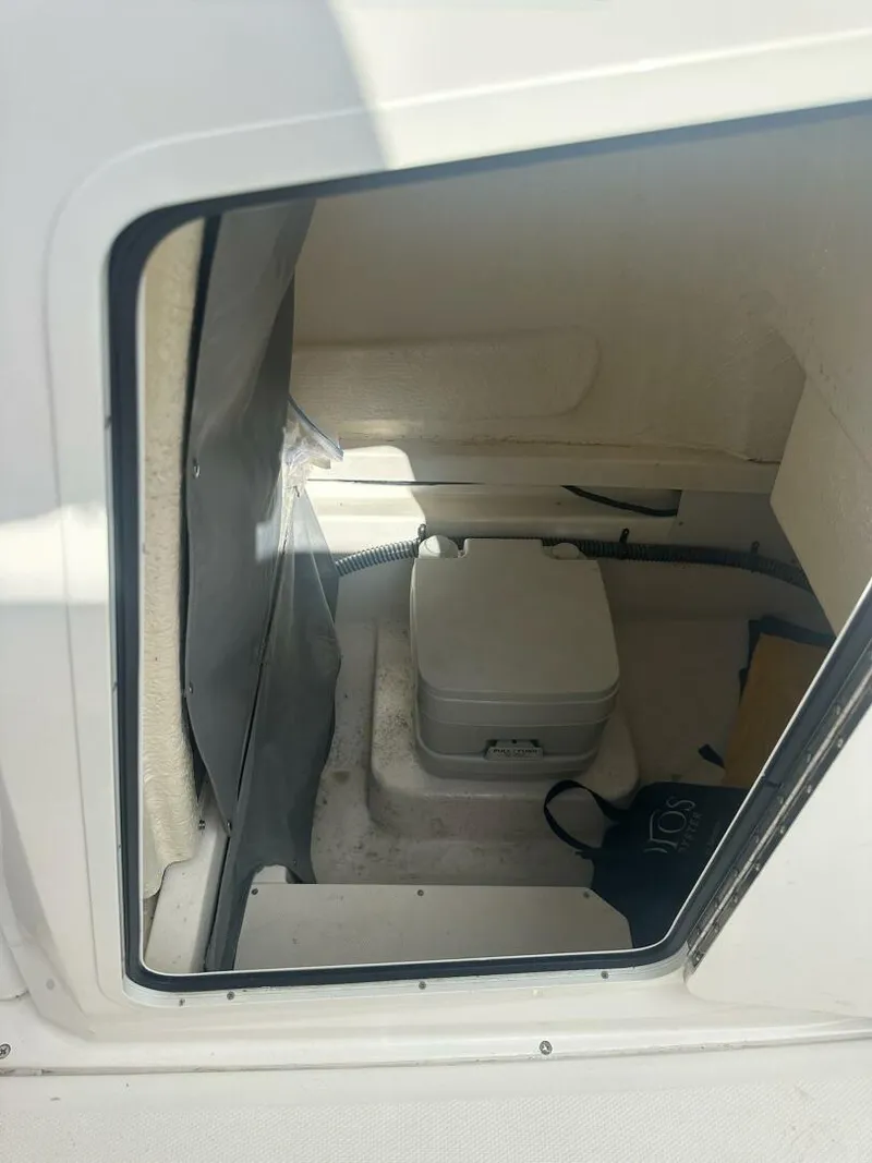 Slide: The Image of Bayliner Trophy T24CC 2024 - 5851109