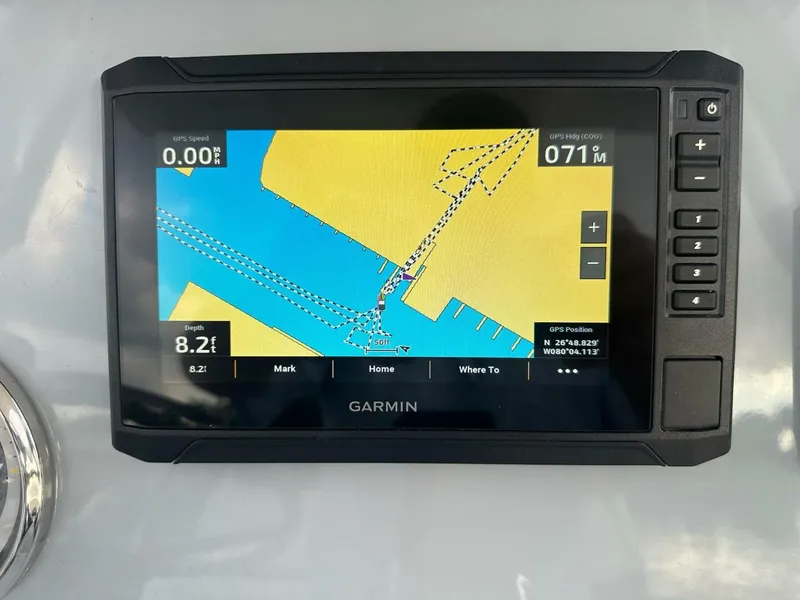 Slide: The Image of Bayliner Trophy T24CC 2024 - 5851119