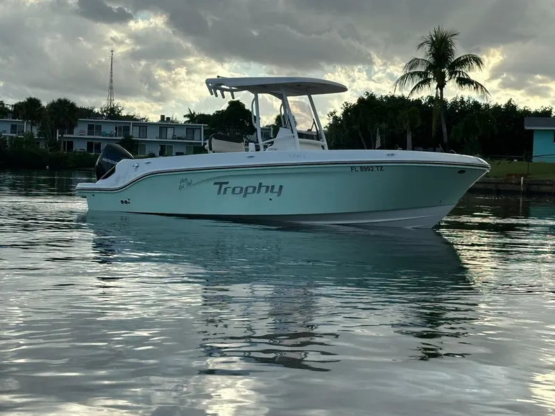 Slide: The Image of Bayliner Trophy T24CC 2024 - 5851118
