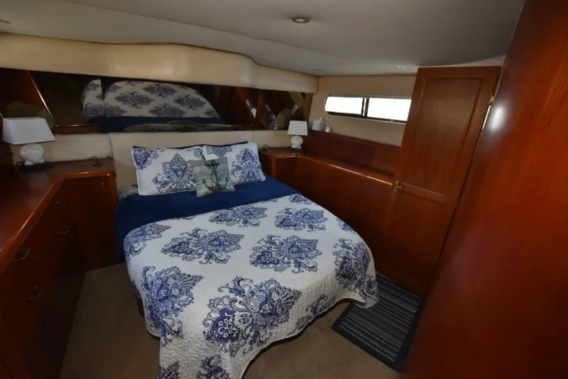 Slide: The Image of Ocean Yachts 44 1993 - 5850662