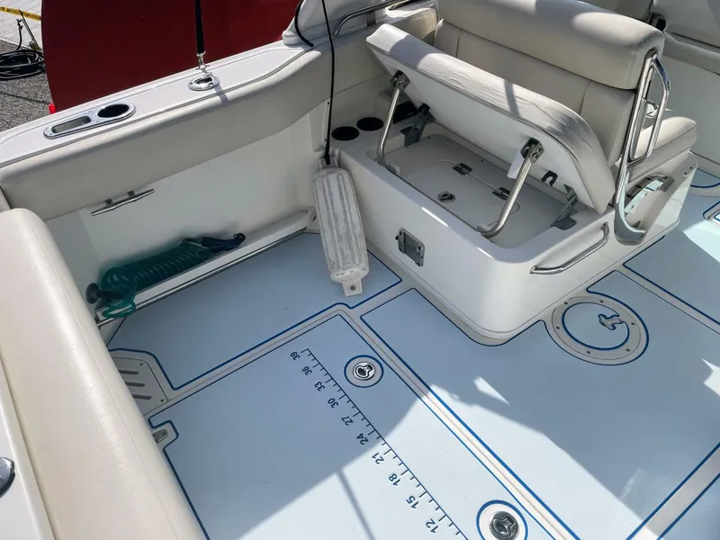 Slide: The Image of Boston Whaler 230 Vantage 2015 - 5850708