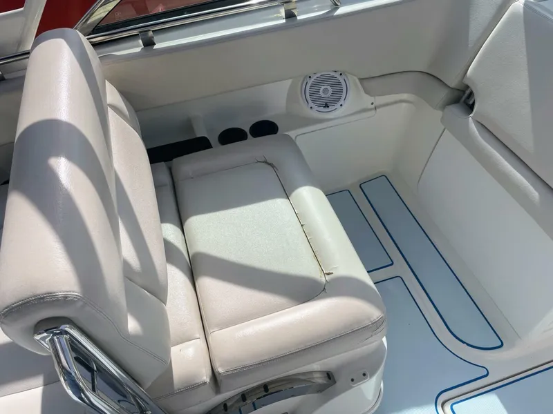 Slide: The Image of Boston Whaler 230 Vantage 2015 - 5850711