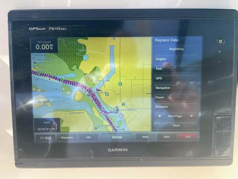 Slide: The Image of Boston Whaler 230 Vantage 2015 - 5850728