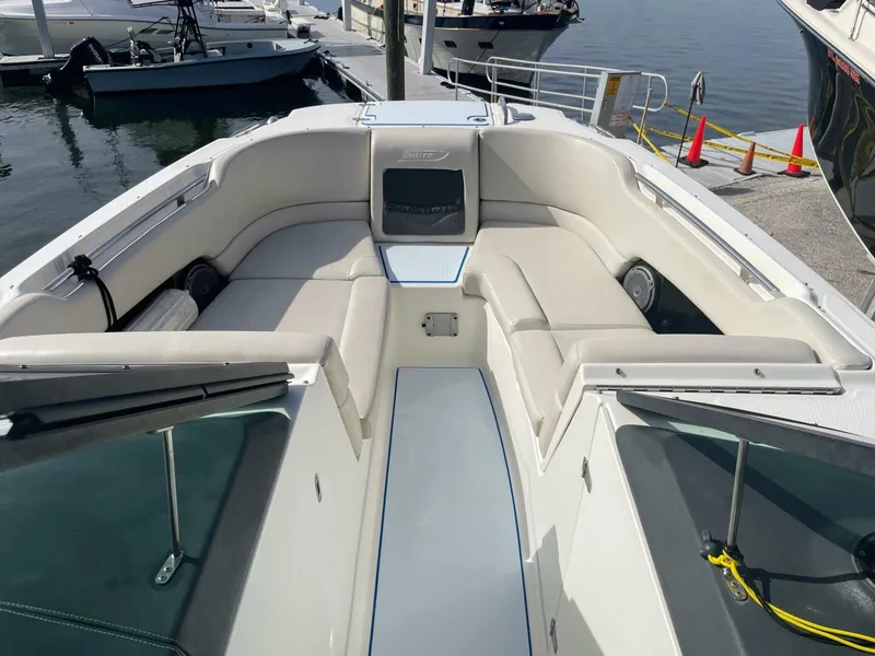 Slide: The Image of Boston Whaler 230 Vantage 2015 - 5850730