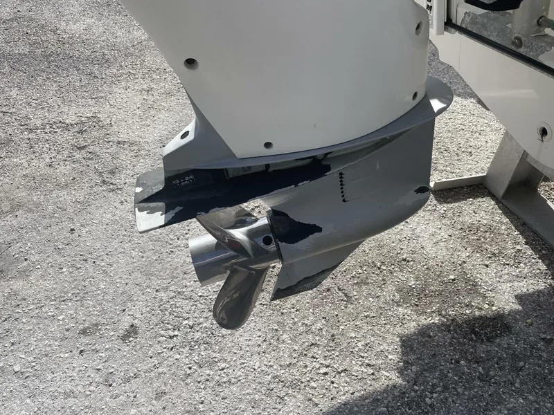 Slide: The Image of Boston Whaler 230 Vantage 2015 - 5850696