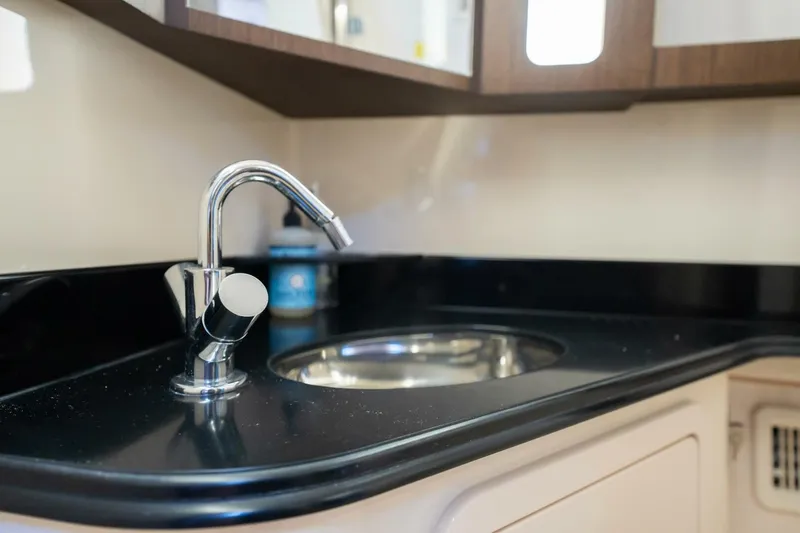 Slide: The Image of Grady-White Canyon 456 2021 - 5850839