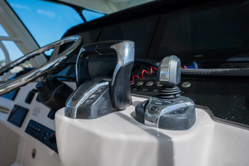 Slide: The Image of Grady-White Canyon 456 2021 - 5850859