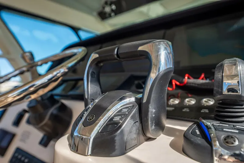 Slide: The Image of Grady-White Canyon 456 2021 - 5850860