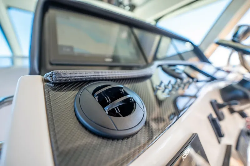 Slide: The Image of Grady-White Canyon 456 2021 - 5850863