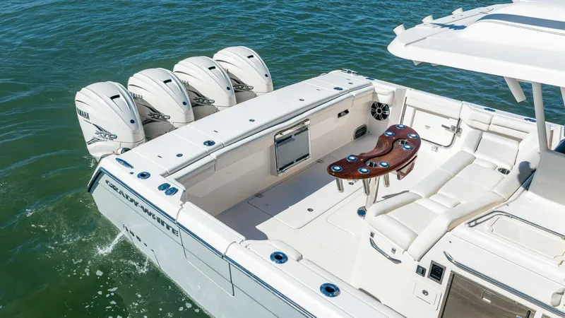 Slide: The Image of Grady-White Canyon 456 2021 - 5850870