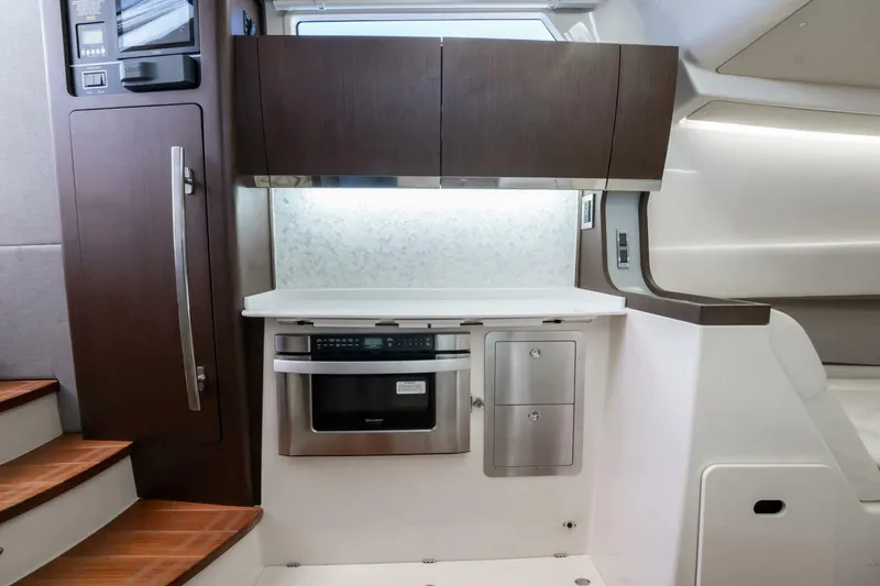 Slide: The Image of Grady-White Canyon 456 2021 - 5850830