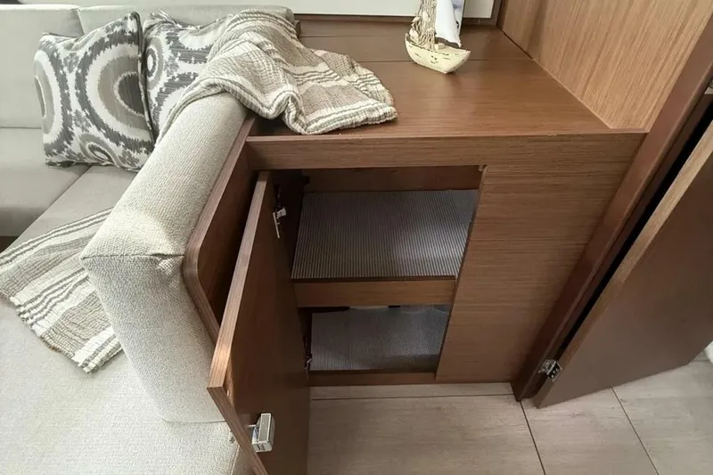 Slide: The Image of Beneteau Oceanis 40.1 2022 - 5851581