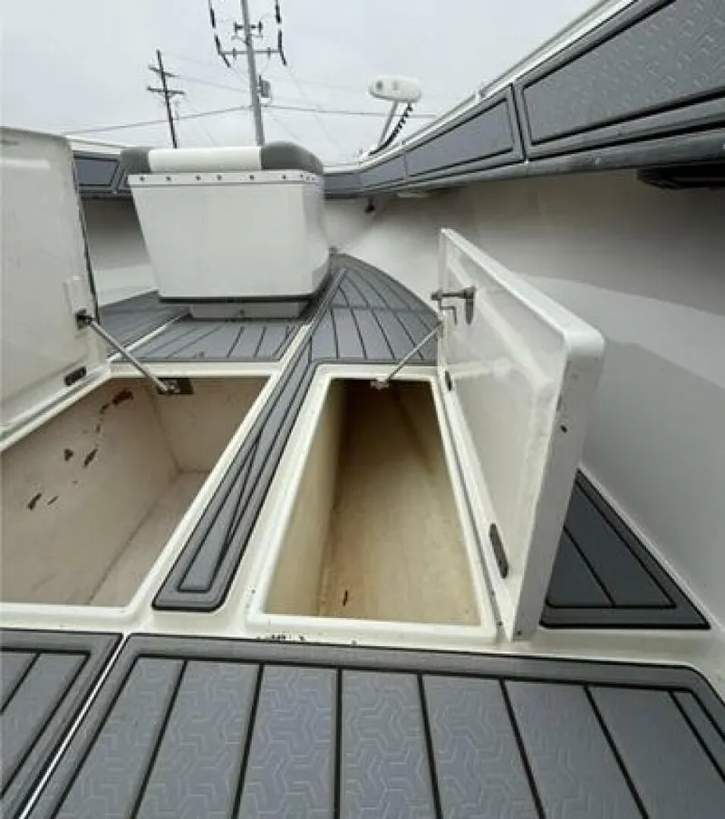 Slide: The Image of Contender 36 2008 - 5851002