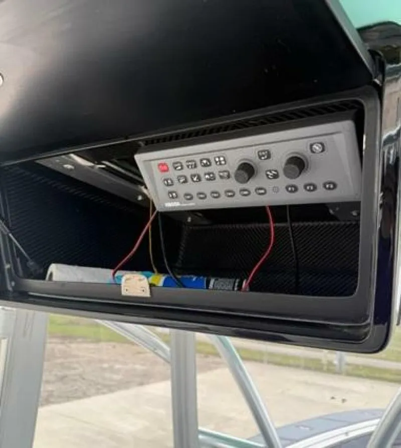 Slide: The Image of Contender 36 2008 - 5850997