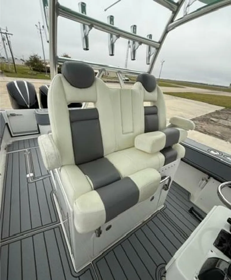 Slide: The Image of Contender 36 2008 - 5851010