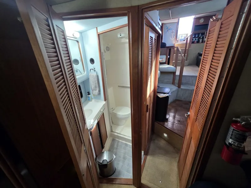 Slide: The Image of Sea Ray 415 1988 - 5891358