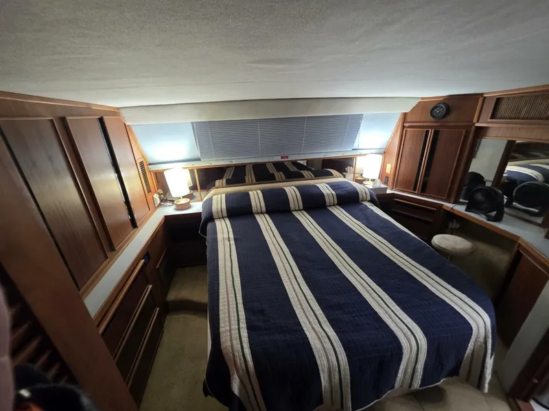 Slide: The Image of Sea Ray 415 1988 - 5891379