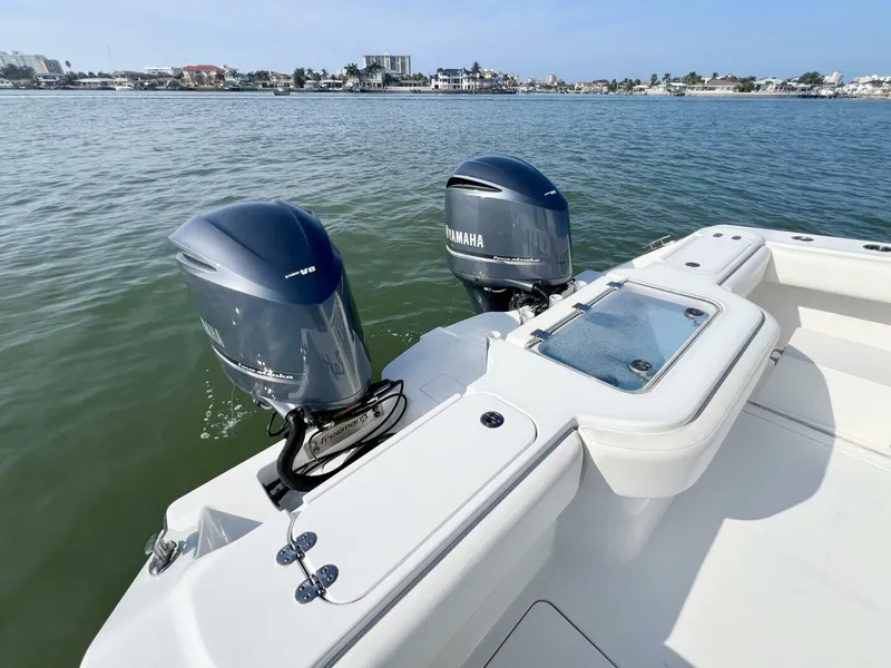 Slide: The Image of Freeman 34VH 2015 - 5851510