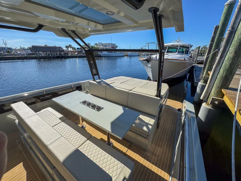 Slide: The Image of De Antonio Yachts D32 2026 - 5851706