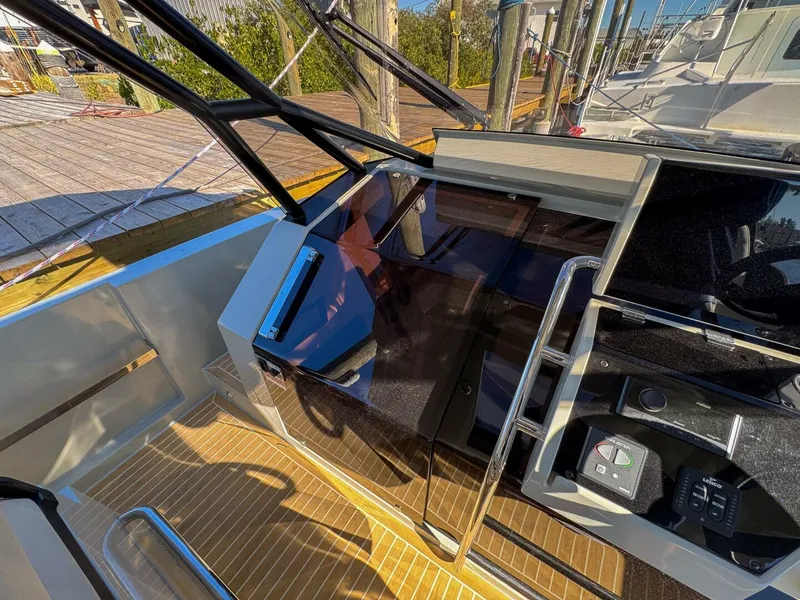 Slide: The Image of De Antonio Yachts D32 2026 - 5851719