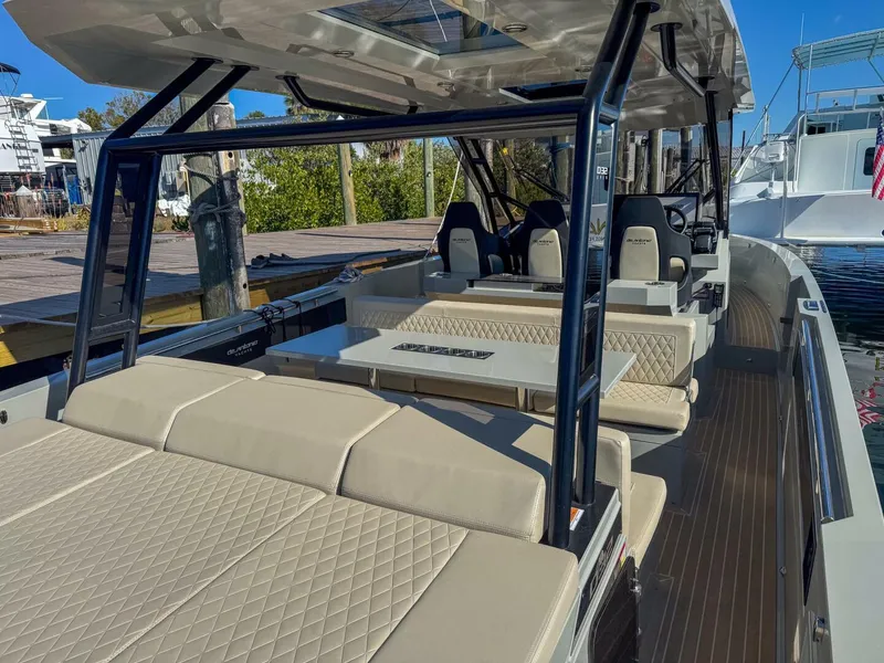 Slide: The Image of De Antonio Yachts D32 2026 - 5851677