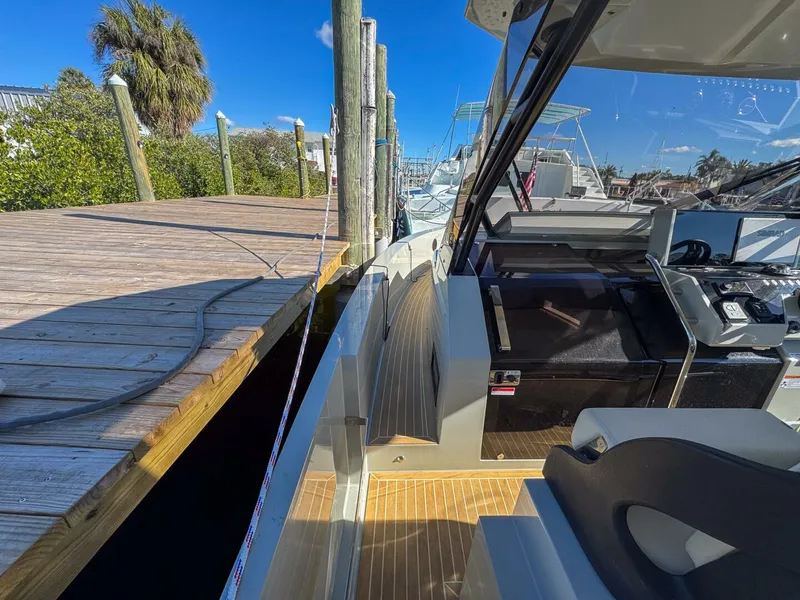 Slide: The Image of De Antonio Yachts D32 2026 - 5851668