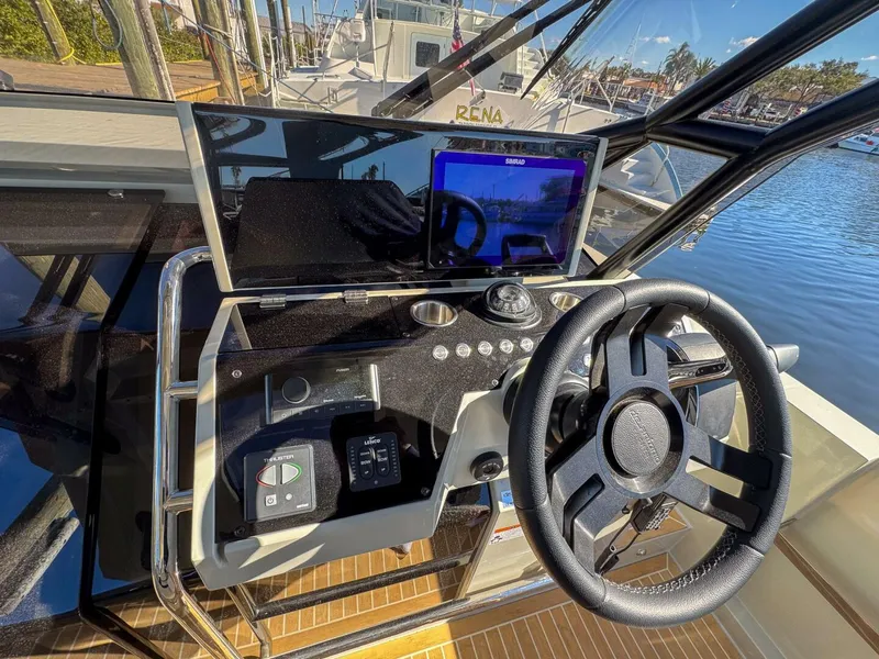 Slide: The Image of De Antonio Yachts D32 2026 - 5851685