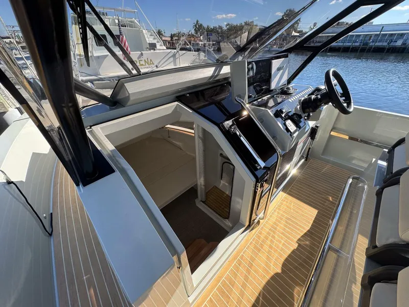 Slide: The Image of De Antonio Yachts D32 2026 - 5851691