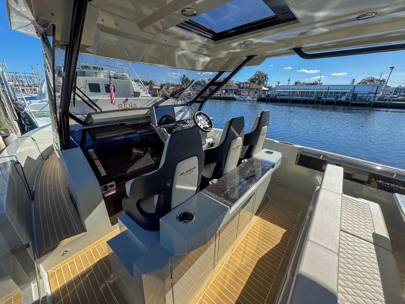 Slide: The Image of De Antonio Yachts D32 2026 - 5851625