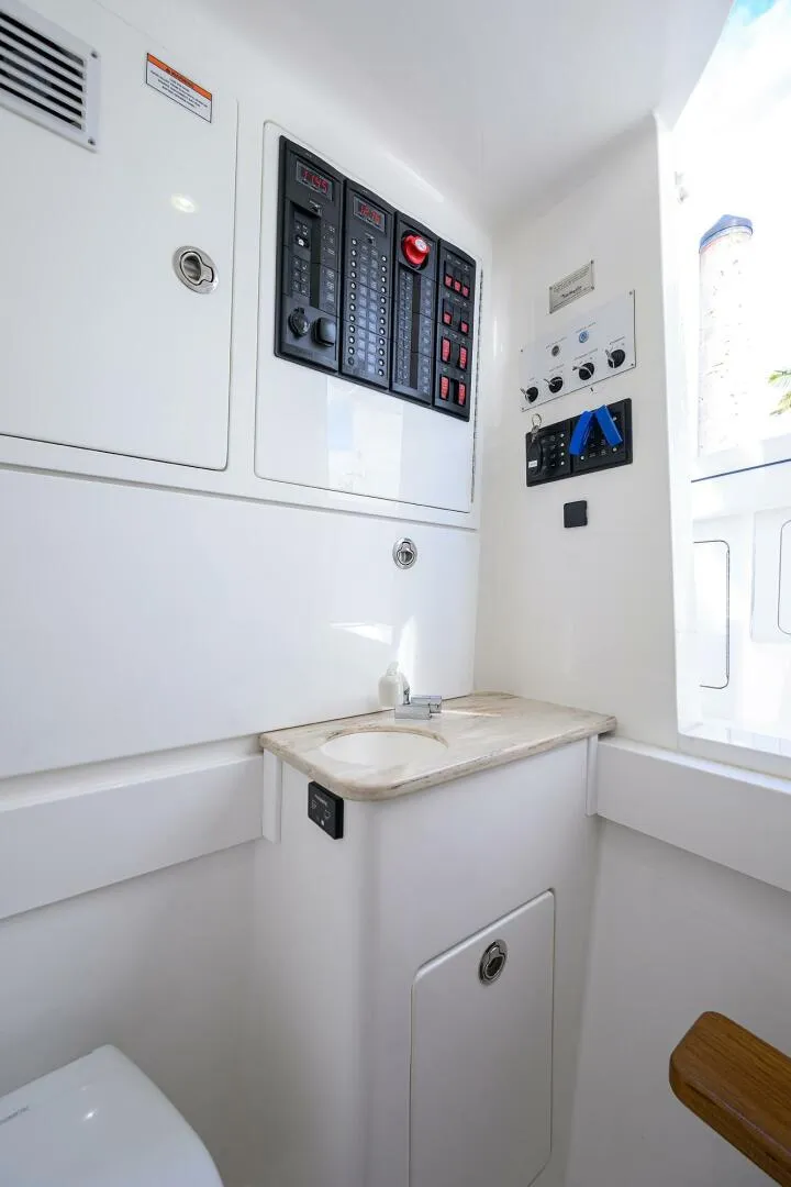 Slide: The Image of Valhalla 41 - Fishability -Control Panel Photo 2025 Valhalla V41 Center Console - Fishability - 5852076